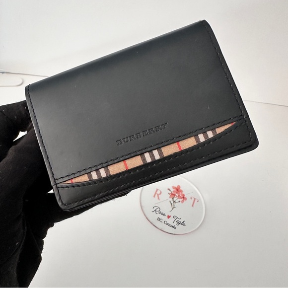 S⭕️LD Burberry Card Case - Picture 1 of 11